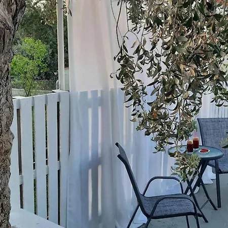 Chrissi Princess Daire Skala Sotiros